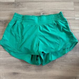 Lululemon Hotty Hot High-Rise Lined Short 2.5" Kelly Green Women Size 8